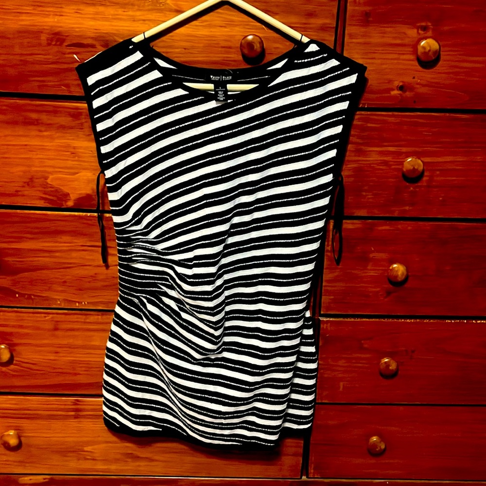 White House, Black market dress